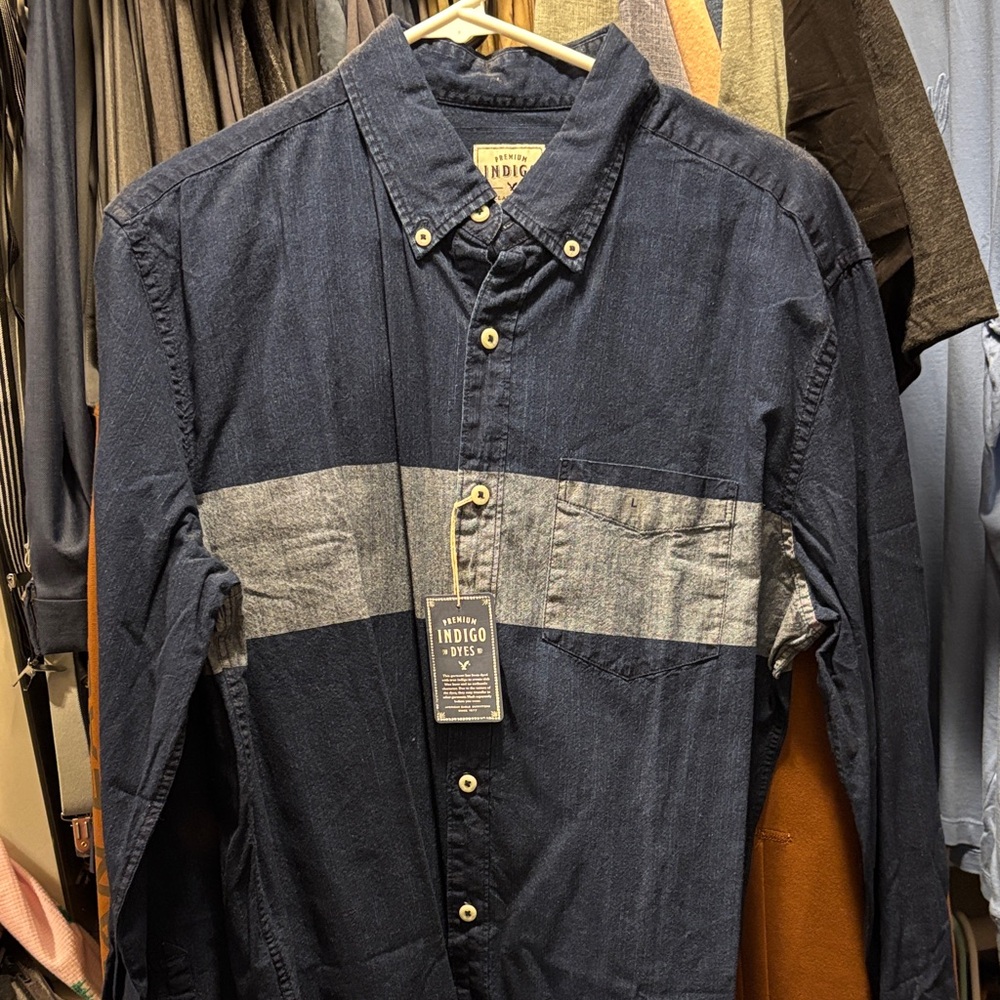 American Eagle Outfitters Blue and Gray Casual Button Down Shirt